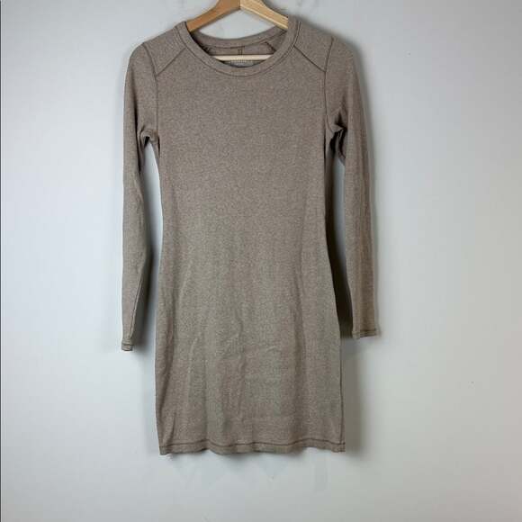 Everlane Dresses & Skirts - Everlane Taupe Long Sleeve Dress